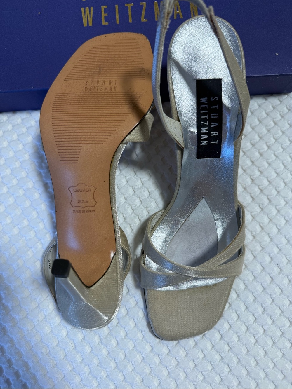 Vintage Stuart Weitzman “Delovely” oyster sparkle sling back heels 8.5